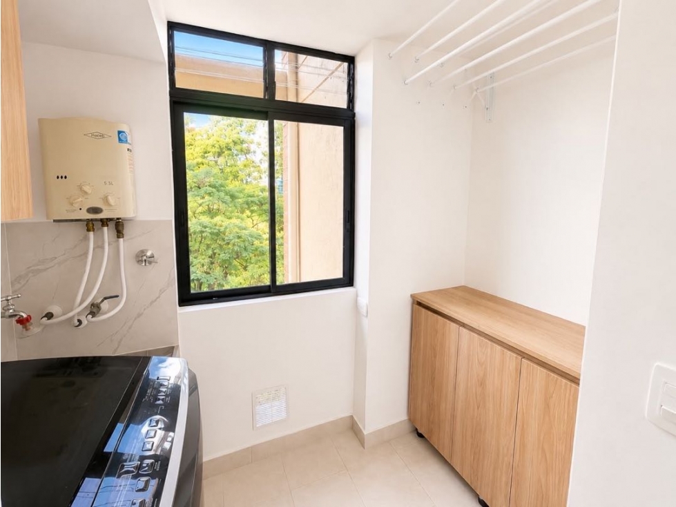 Apartamento amoblado en arriendo El Poblado, Medellin — foto 3