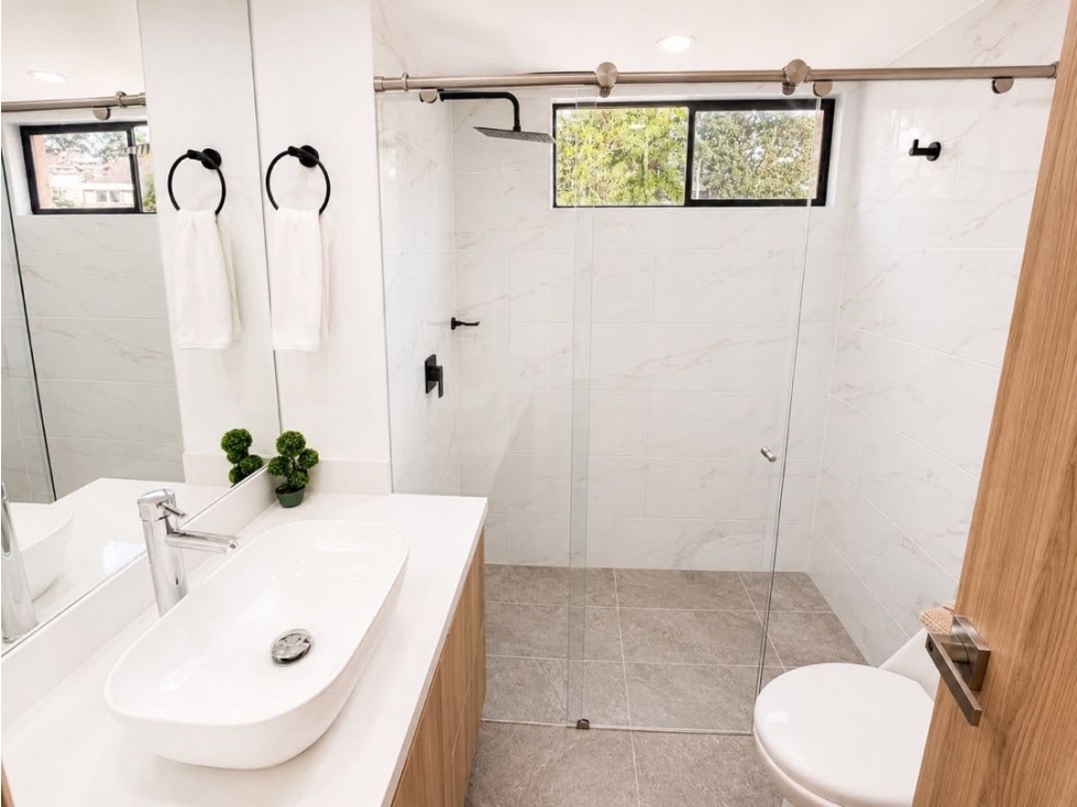 Apartamento amoblado en arriendo El Poblado, Medellin — foto 6