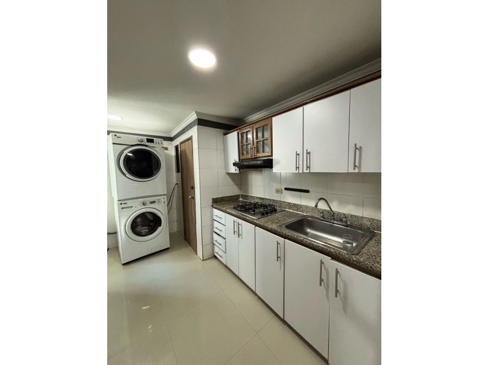 APARTAMENTO AMOBLADO EN ARRIENDO. 3 ALCOBAS. C.C VIVA — foto 3