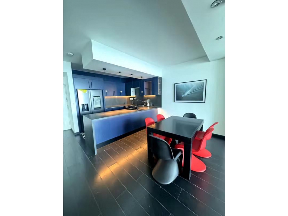 Apartamento Amoblado en Avenida Balboa PH H2O 105m2 $1,750 — foto 6