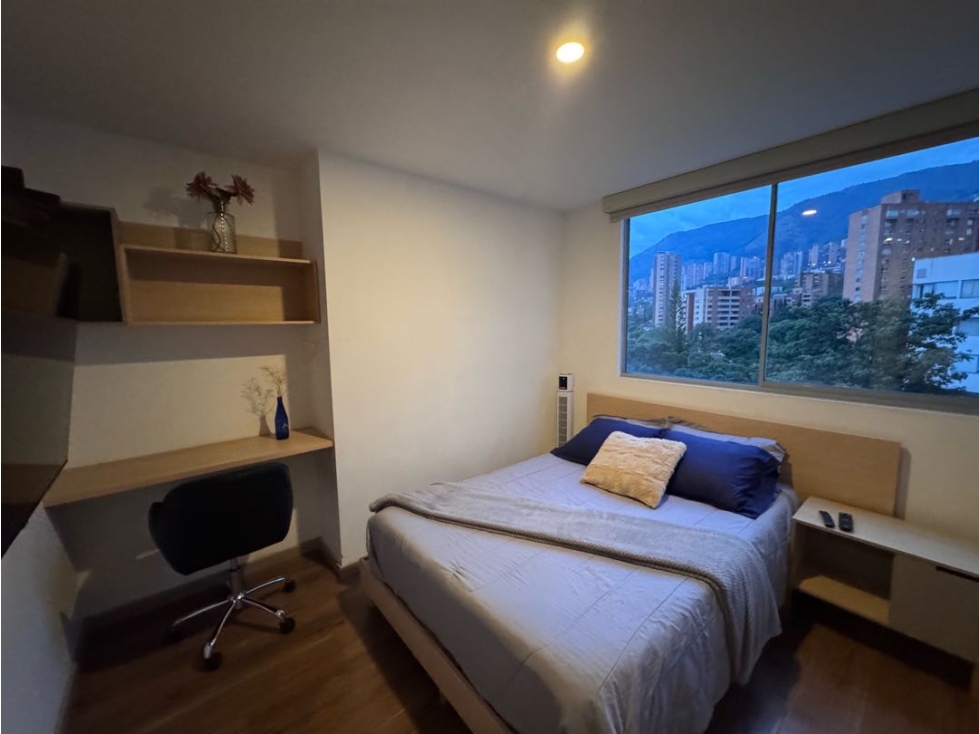 APARTAMENTO AMOBLADO EN EL POBLADO PARA LA RENTA — foto 2