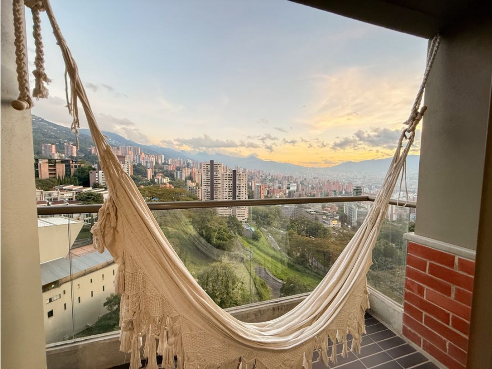 Apartamento amoblado en renta en Altos del Poblado | 2 habitaciones — foto 2