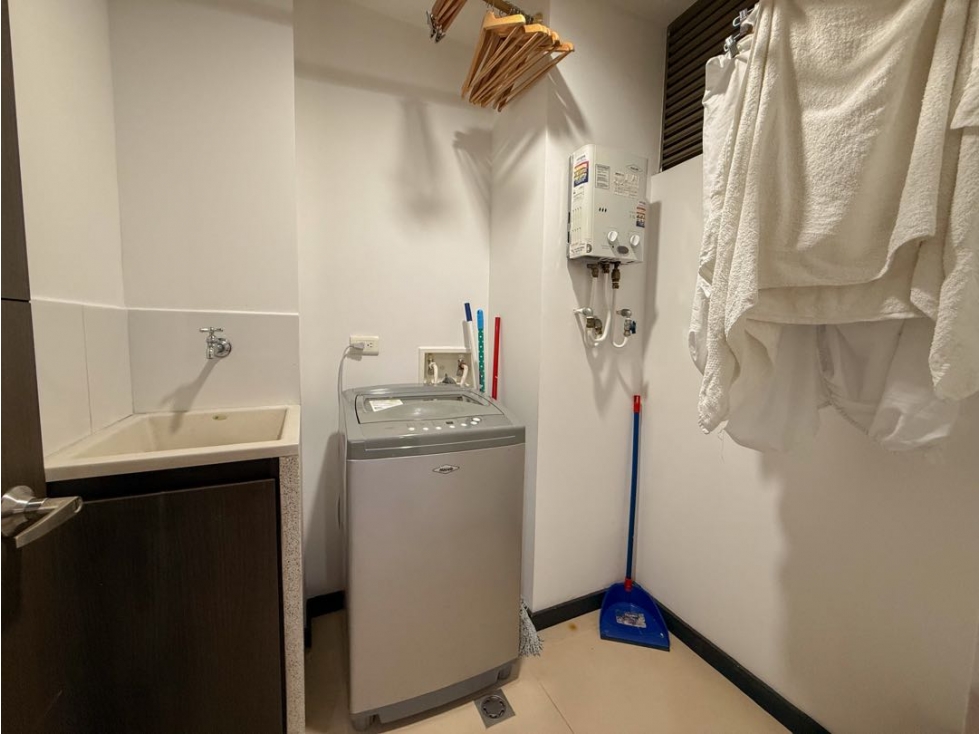 Apartamento amoblado en renta en Altos del Poblado | 2 habitaciones — foto 6
