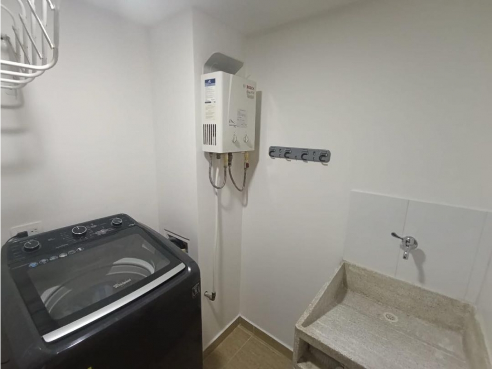 APARTAMENTO AMOBLADO EN VENTA EN EL POBLADO — foto 3