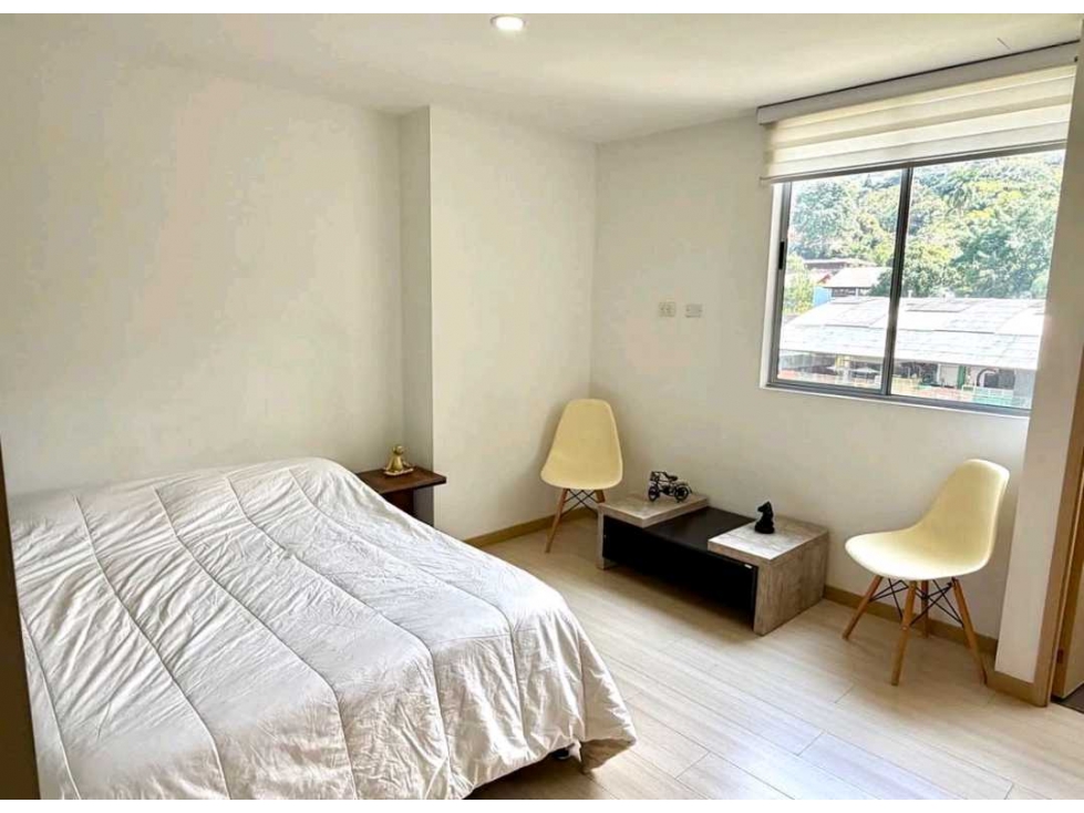 Apartamento Amoblado Intermedia Envigado cerca Terracina — foto 3
