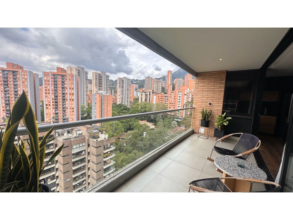 Apartamento amoblado para arriendo en Poblado cerca a Provenza