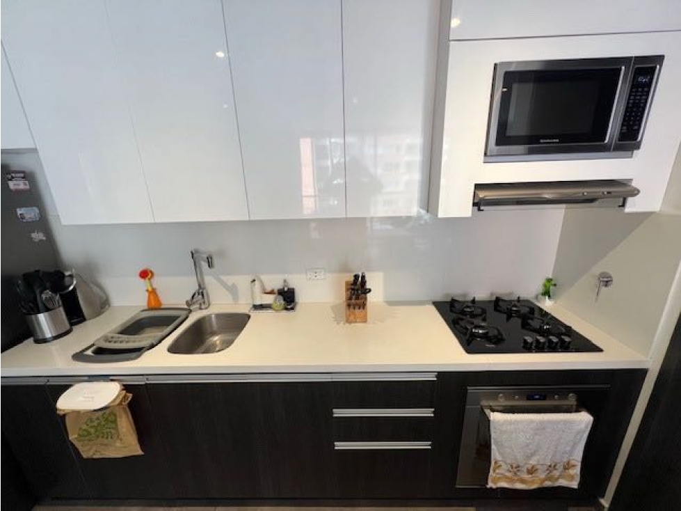 Apartamento amoblado para arriendo en Las Palmas, El Poblado — foto 4