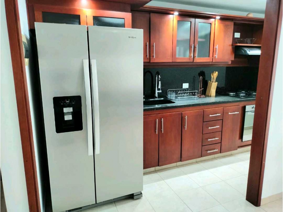 APARTAMENTO AMOBLADO PARA RENTA EN EL POBLADO SECTOR CIUDAD DEL RIO