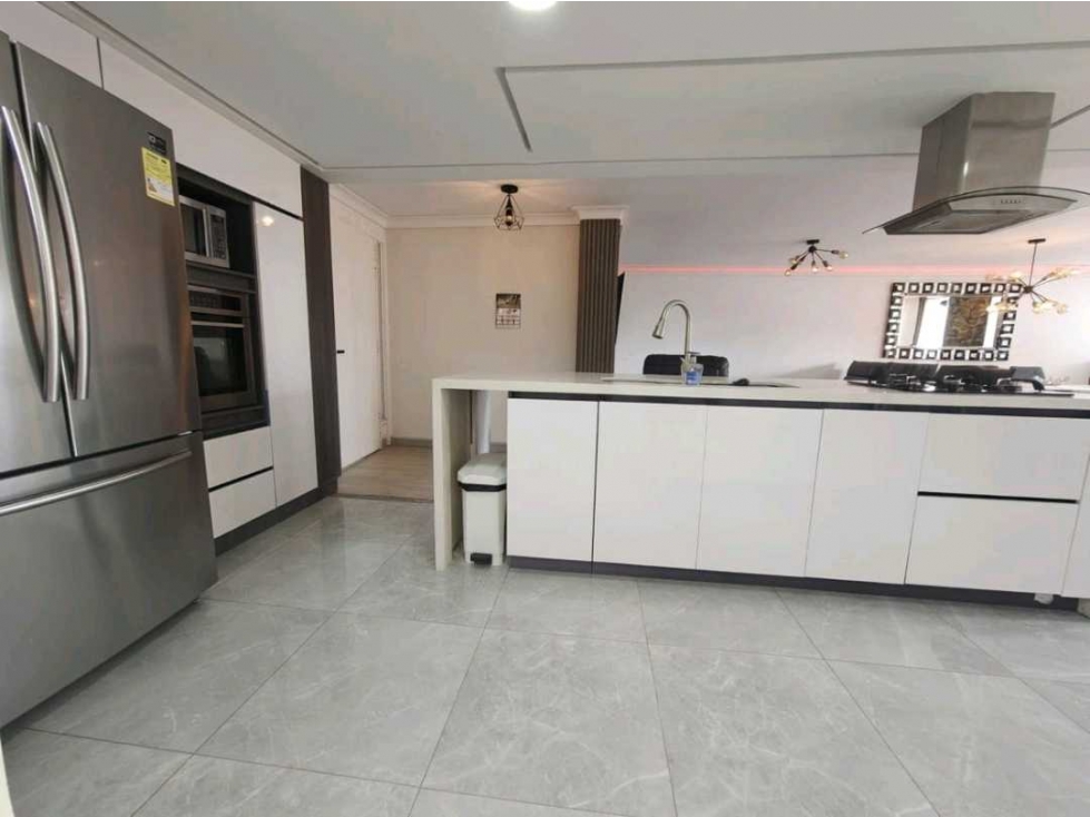 Apartamento amoblado Superior Poblado CT8
