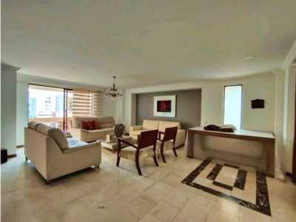 Apartamento amplio con 2 garajes en.Centenario Cali — foto 4