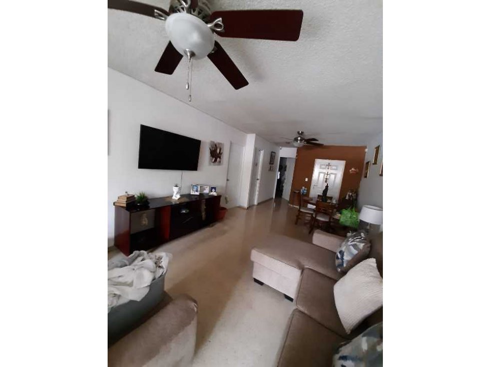 APARTAMENTO AMPLIO EN BETHANIA