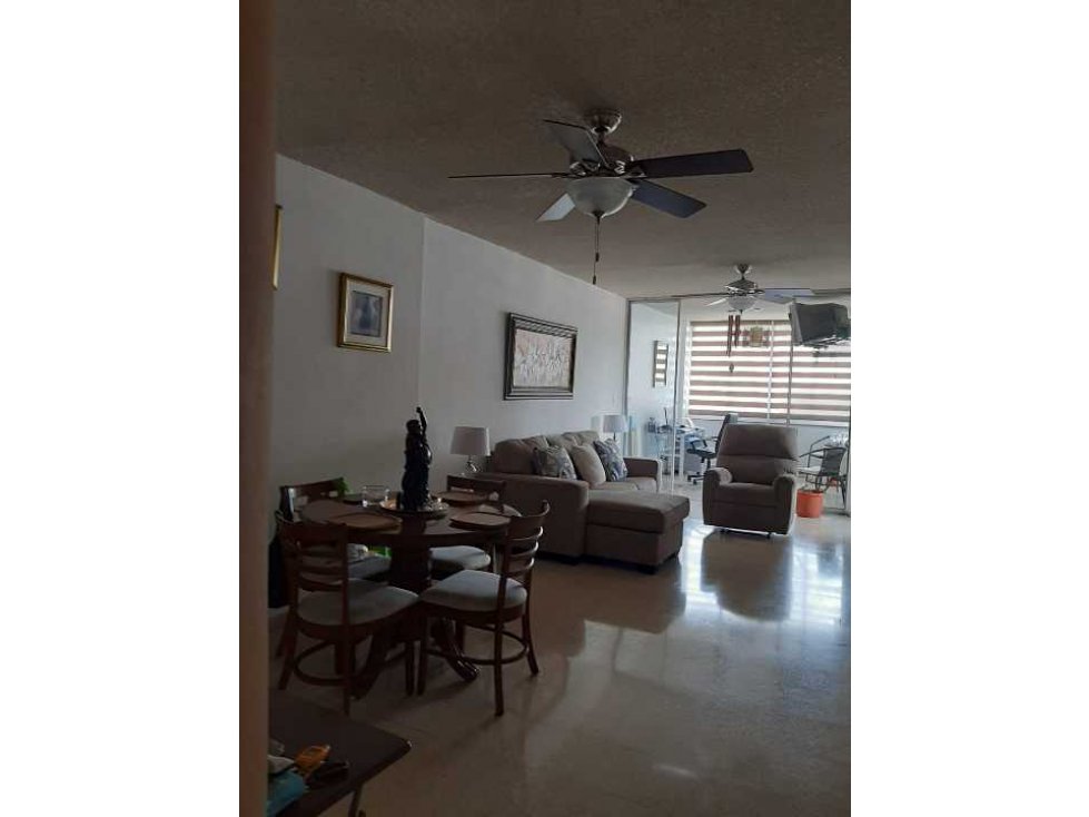 APARTAMENTO AMPLIO EN BETHANIA — foto 2