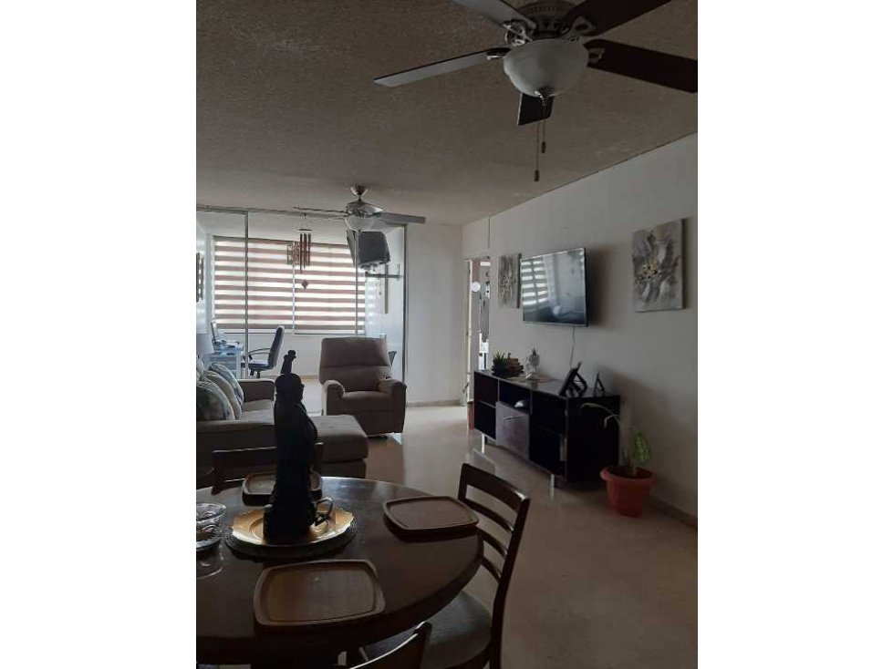 APARTAMENTO AMPLIO EN BETHANIA — foto 3