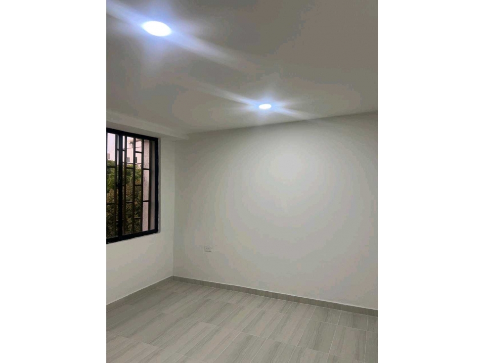 APARTAMENTO AMPLIO , SEGUNDO PISO, CAMPO ALEGRE — foto 5