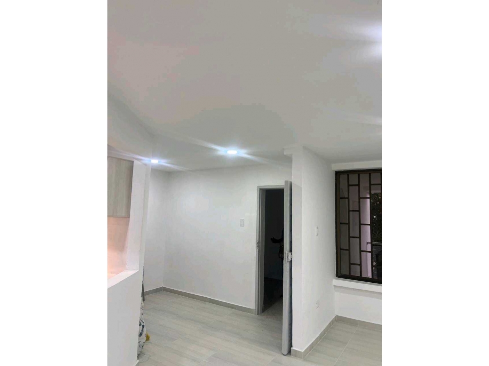 APARTAMENTO AMPLIO , SEGUNDO PISO, CAMPO ALEGRE — foto 6