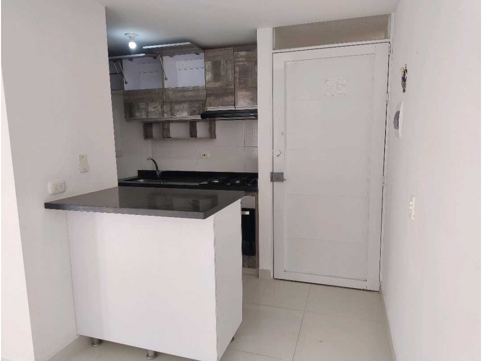Apartamento en arriendo Alameda del río lado sombra — foto 2