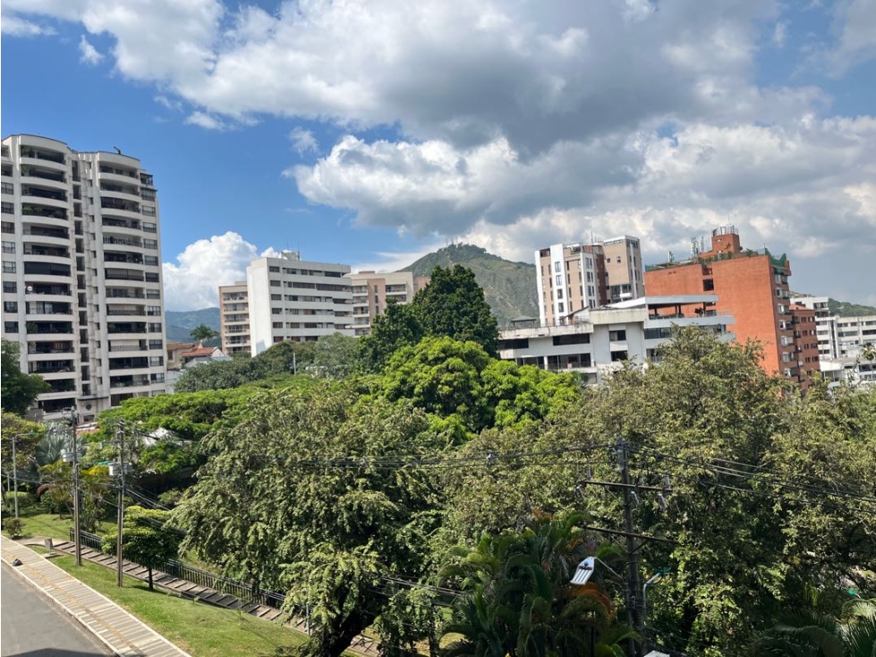 APARTAMENTO ARBOLEDA EN ALQUILER