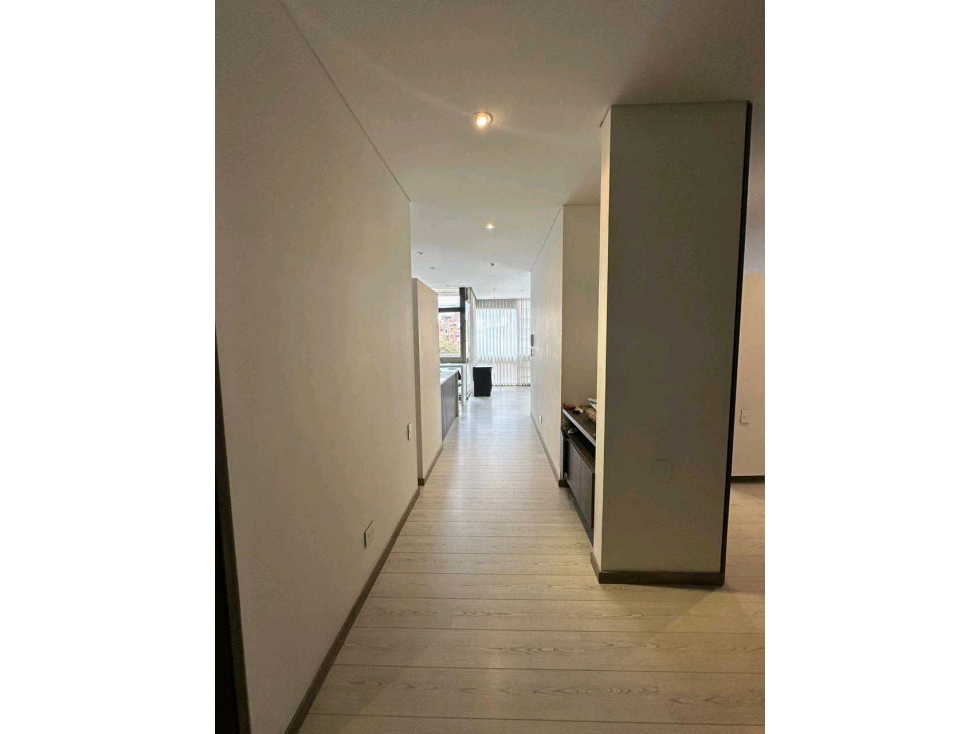 EXCELENTE APARTAMENTO EXTERIOR EN ARRIENDO ZONA DE CHICO — foto 6