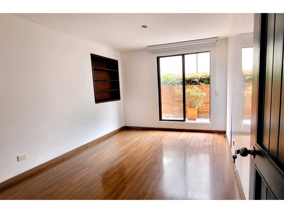 Arriendo Apartamento con terraza en el Nogal, Bogotá — foto 2