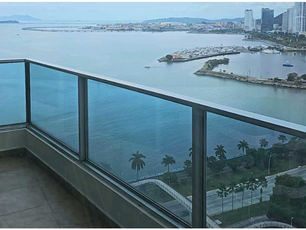 APARTAMENTO AVENIDA BALBOA VENTA VISTA AL MAR — foto 2