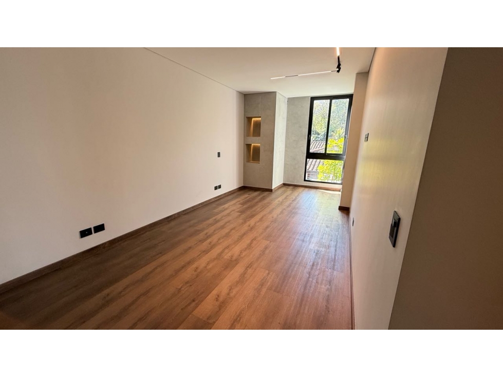 Apartamento barrio El Diamante | 178 m2 | 2 alc | Balcon tipo terraza — foto 3