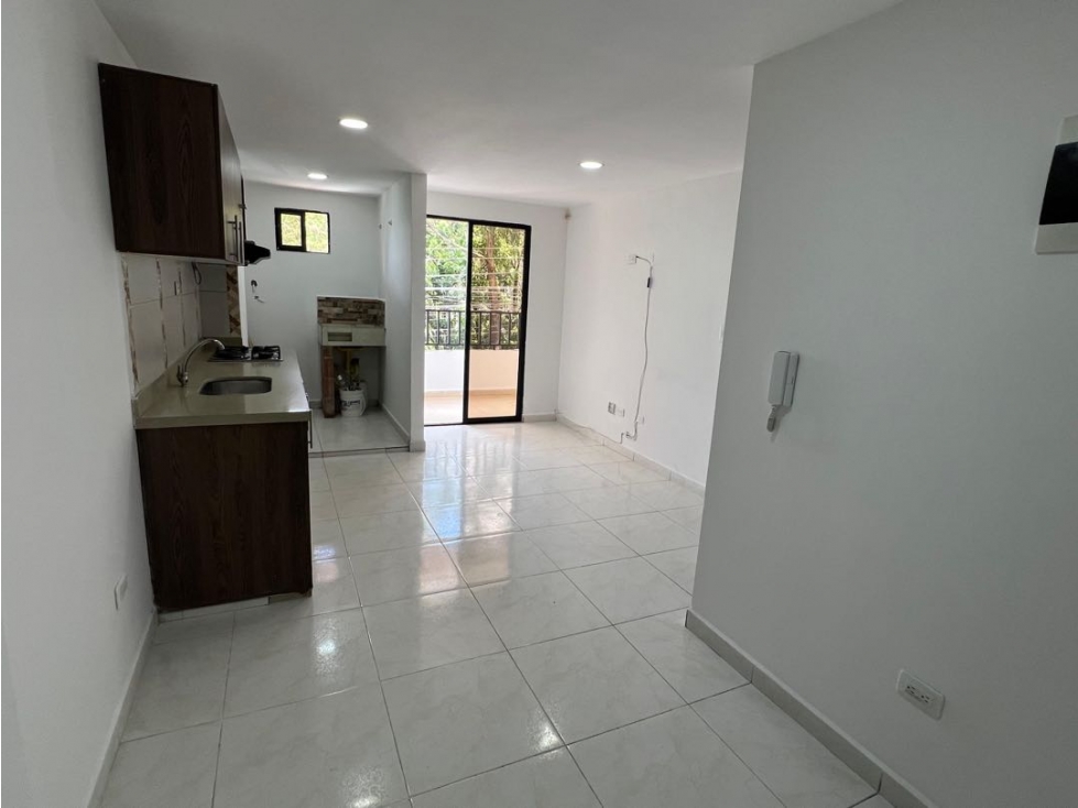 APARTAMENTO | BARRIO FLORENCIA, PARTE ALTA EN VENTA F588
