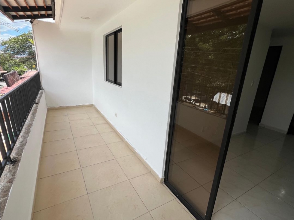 APARTAMENTO | BARRIO FLORENCIA, PARTE ALTA EN VENTA F588 — foto 2