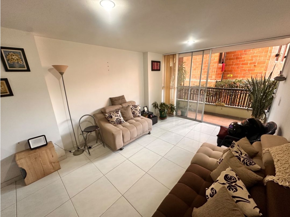 APARTAMENTO | BARRIO MARÍA, COPACABANA EN VENTA E479 - 2