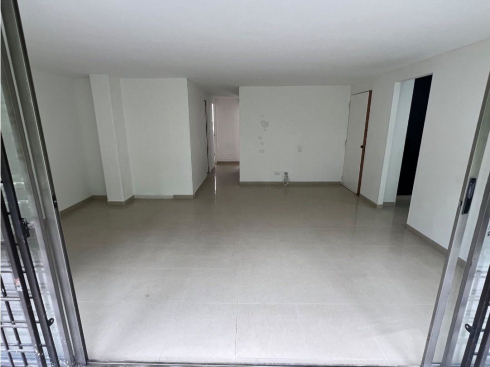 APARTAMENTO | BARRIO MIRAVALLE, BELÉN EN VENTA F595 — foto 2