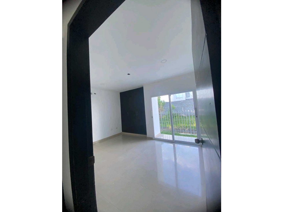 APARTAMENTO BIFAMILIAR EN VENTA EN LA CASTELLANA PISO 1 — foto 2