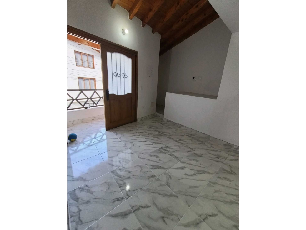 CASA EN EL CARMEN DE VIBORAL - 3