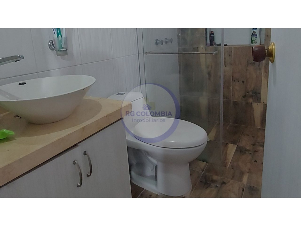 EN VENTA APARTAMENTO CERCA A COLEGIOS Y HOSPITAL DE SAN GIL - 4