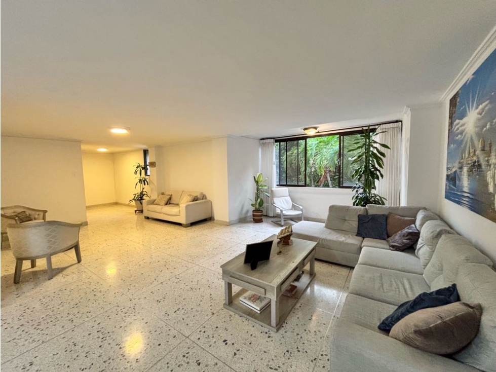 APARTAMENTO CLASICO EN VENTA. 180MTS. EL GOLF