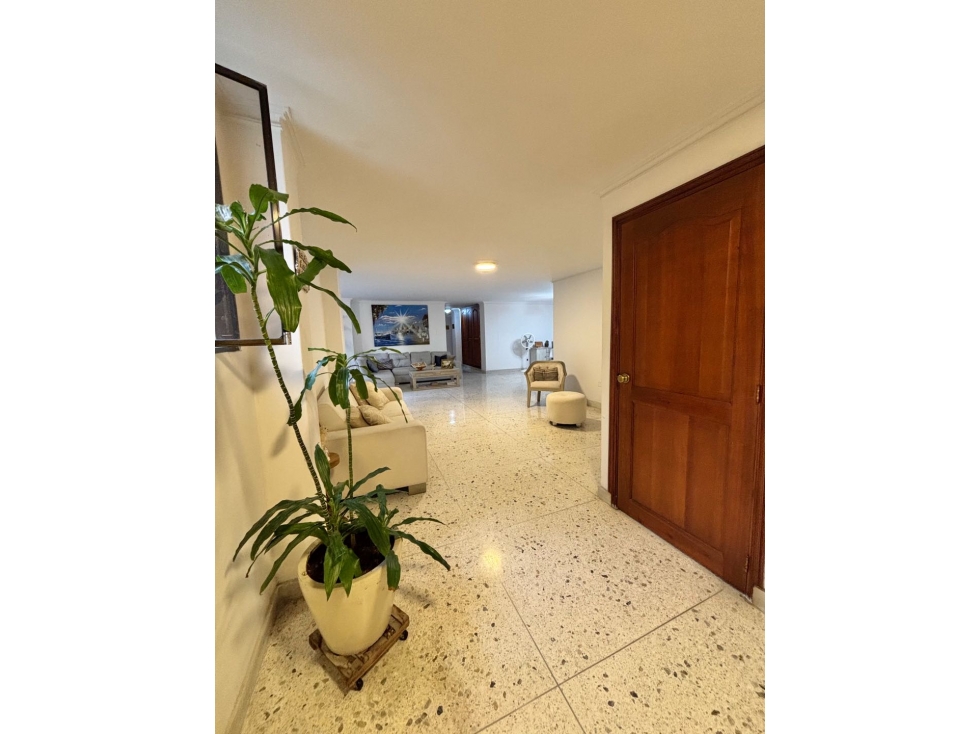 APARTAMENTO CLASICO EN VENTA. 180MTS. EL GOLF — foto 5