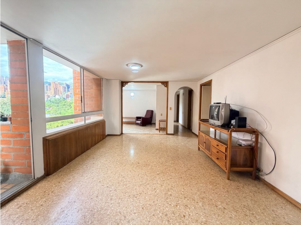 Apartamento Clinica Medellín para remodelar