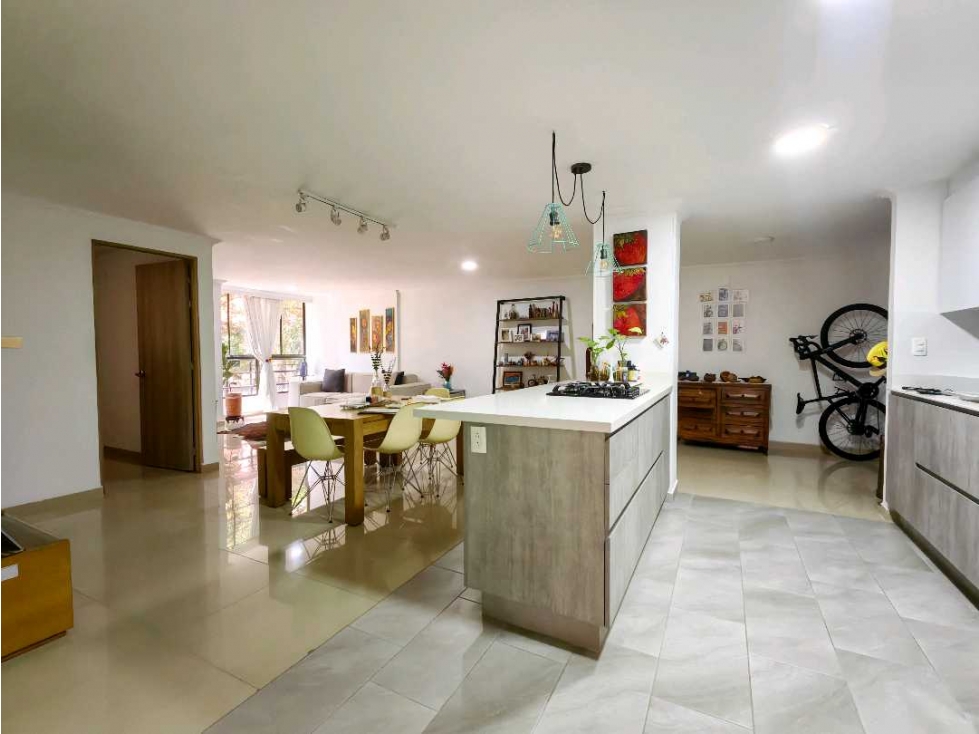 Apartamento Clásico Remodelado con Vista a Parque en Conquistadores — foto 6