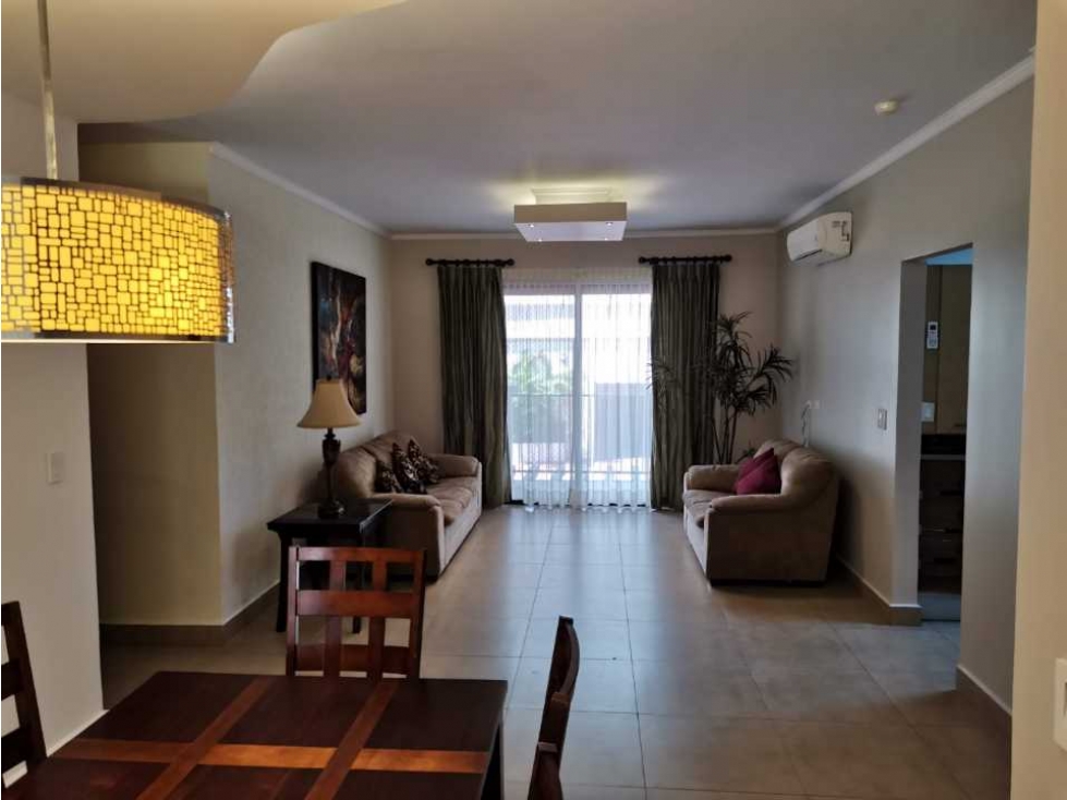 Apartamento con amplios espacios. Embassy Village — foto 4