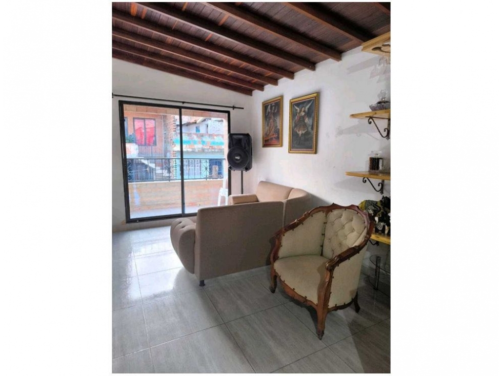 APARTAMENTO CON BONITOS ACABADOS | CASTILLA, MEDELLÍN EN VENTA E324 — foto 5