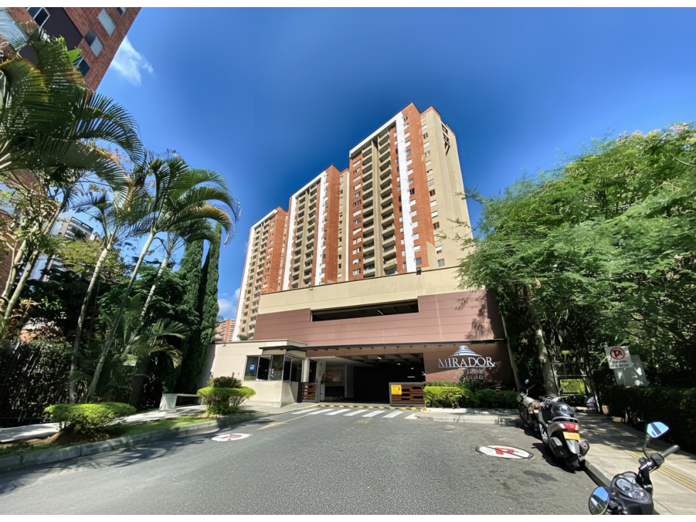 Apartamento con garaje y deposito en venta - Medellín, Antioquia