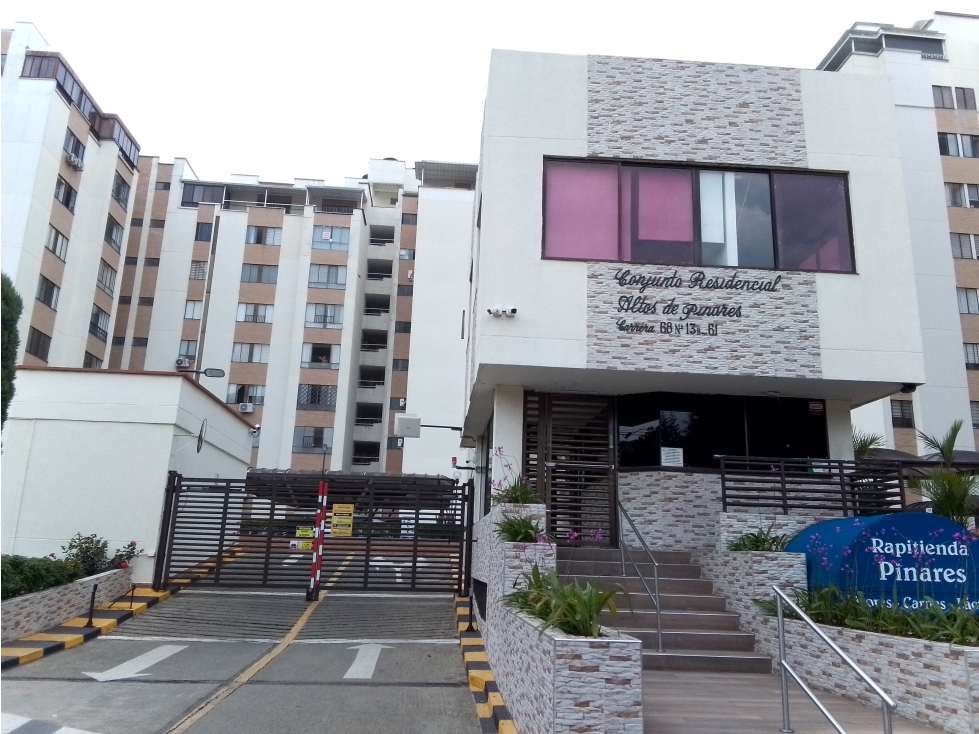 Apartamento con garaje y depósito en venta - Cali, Valle del Cauca