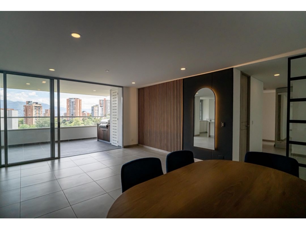 Apartamento con jacuzzi y amplias amenidades Envigado