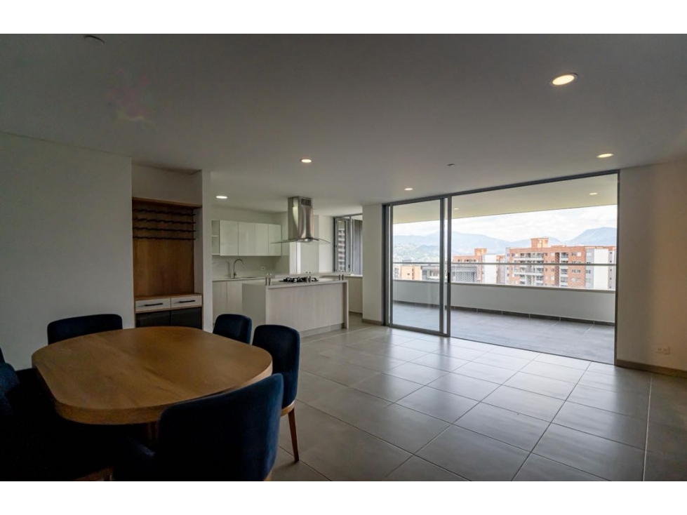 Apartamento con jacuzzi y amplias amenidades Envigado — foto 2
