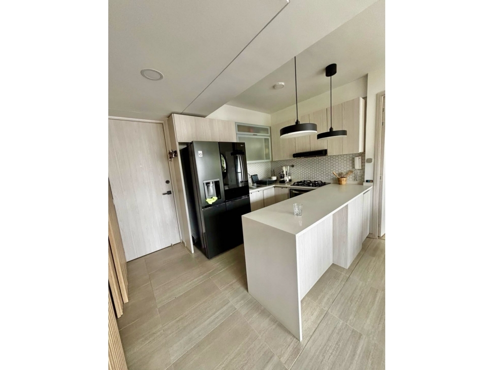 APARTAMENTO CON LINDA VISTA CAMPESTRE Y A LA CIUDAD EN EXCELENTE UBIC — foto 3