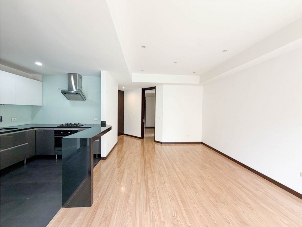 APARTAMENTO CON LUZ NATURAL EN SANTA BARBARA OCCIDENTAL — foto 3