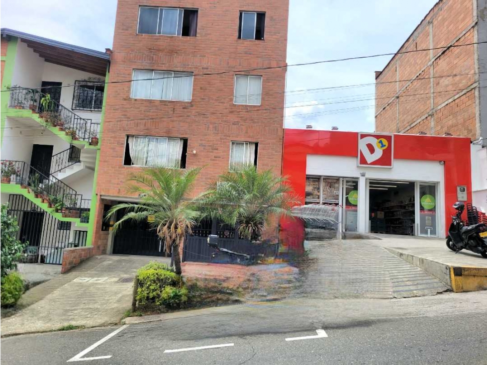 APARTAMENTO CON PARQUEADERO- Barrio La Milagrosa — foto 2