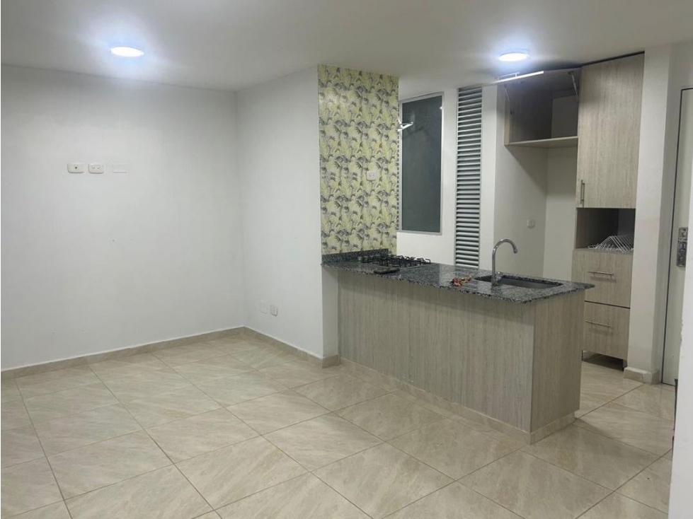 Apartamento, con Parqueadero cubierto Condina