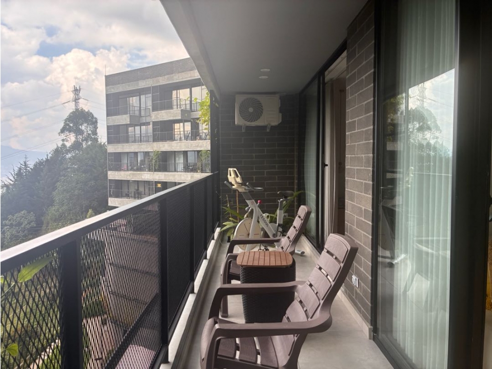 Apartamento en venta sector Loma del Escobero. — foto 2