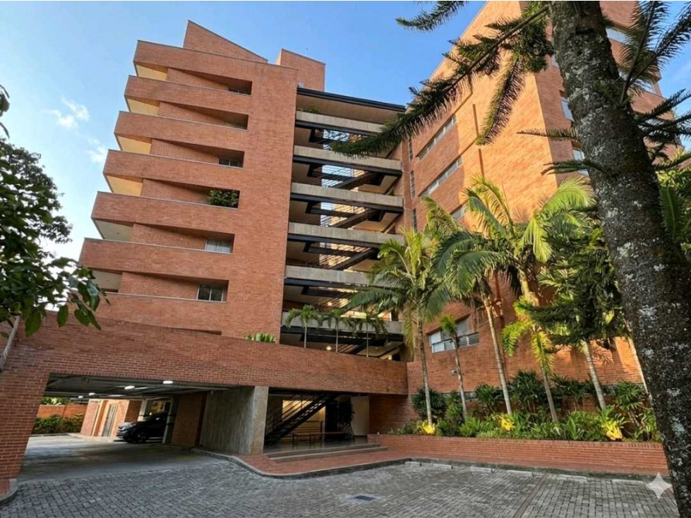 APARTAMENTO CON TERRAZA EN SAN LUCAS