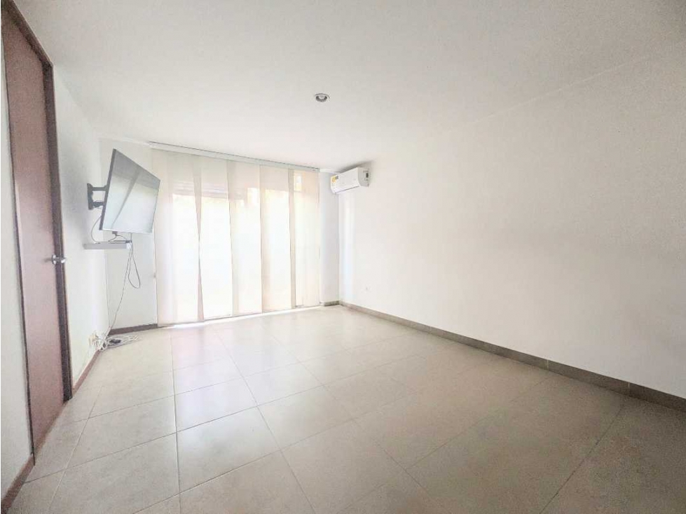 APARTAMENTO CON TERRAZA LOS BALSOS — foto 5