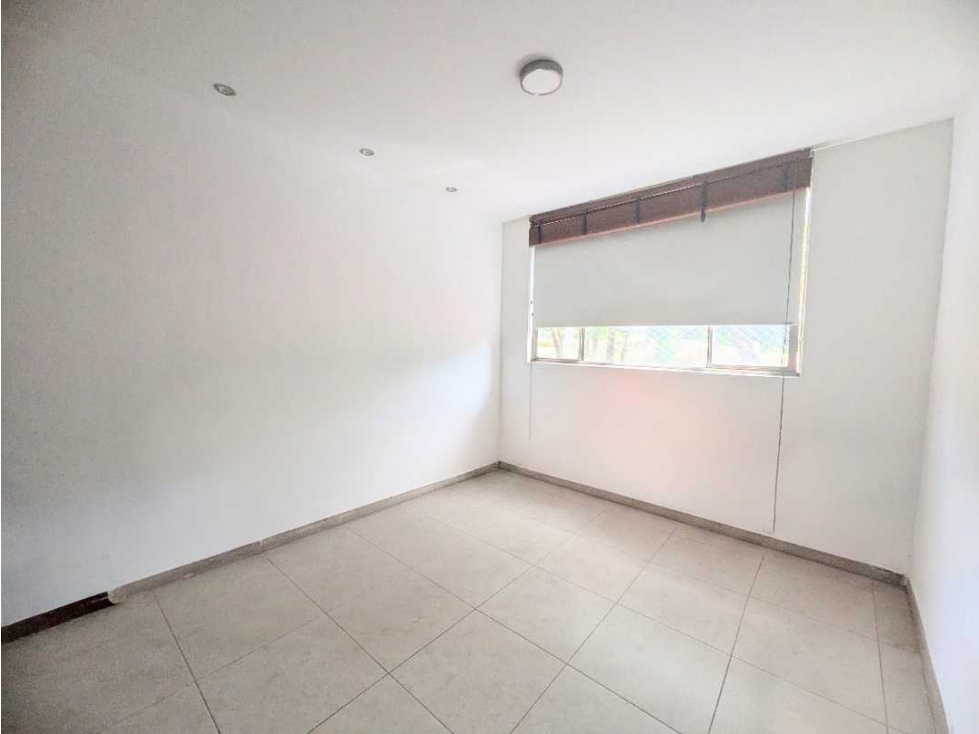 APARTAMENTO CON TERRAZA LOS BALSOS — foto 6